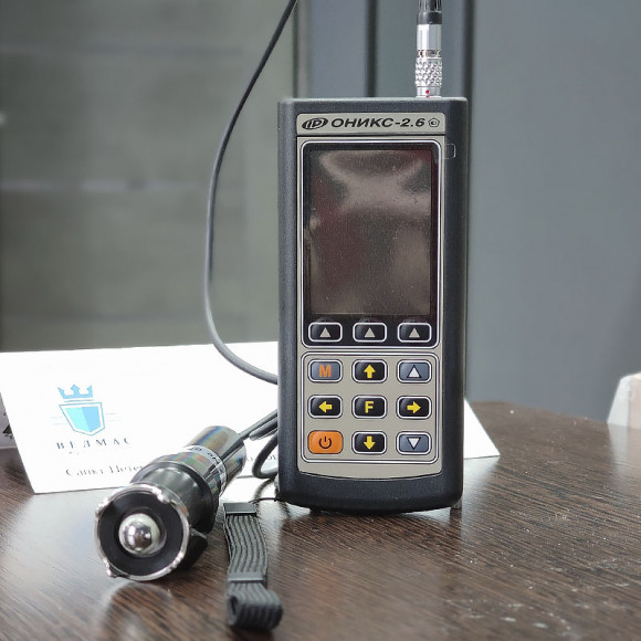 Электронный склерометр (измеритель прочности бетона) ОНИКС-2.6 Электронный склерометр (измеритель прочности бетона) ОНИКС-2.6