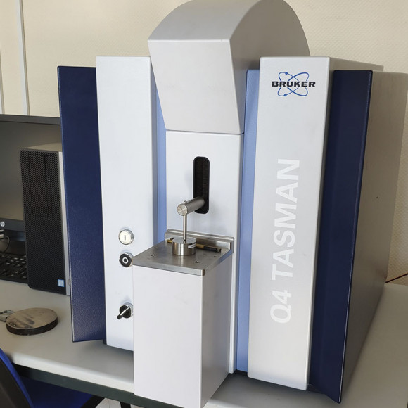 Оптико-эмиссионный спектрометр Q4 TASMAN Оптико-эмиссионный спектрометр Q4 TASMAN