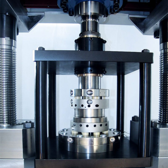 Магнитно-резонансная машина RUMUL Testronic 700 kH Магнитно-резонансная машина RUMUL Testronic 700 kH