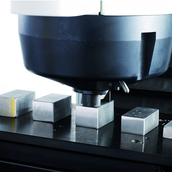 Универсальный твердомер DuraVision 450 Универсальный твердомер DuraVision 450