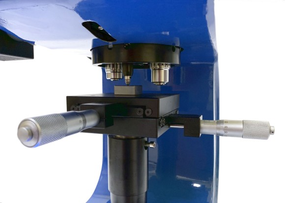 Твердомер стационарный МикроВиккерса ТС-МКВ Твердомер стационарный МикроВиккерса ТС-МКВ